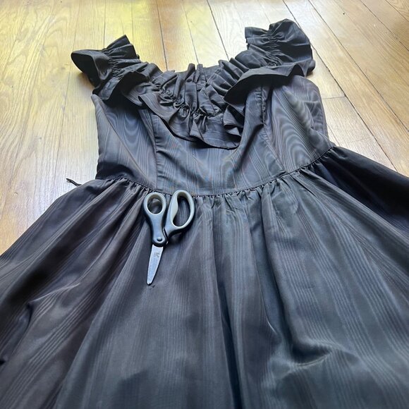 GUNNE SAX By Jessica McClintock Size 9 Black Gothic Ruffle Trim Vintage Dress - Picture 12 of 16